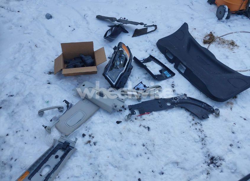 Photo 12 of 2019 Jeep Compass TRAILHAWK 4X4 (VIN 3C4NJDDB3KT780247)