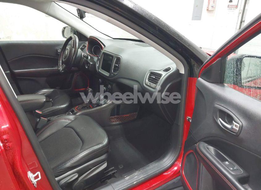 Photo 5 of 2020 Jeep Compass TRAILHAWK 4X4 (VIN 3C4NJDDB3LT215465)