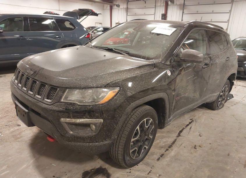 Photo 2 of 2021 Jeep Compass TRAILHAWK 4X4 (VIN 3C4NJDDB3MT548119)
