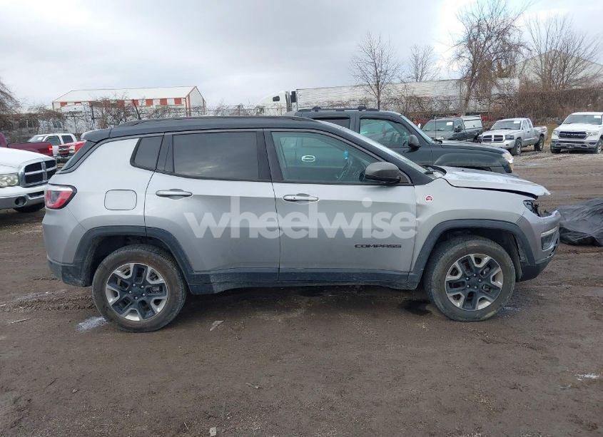 Photo 13 of 2018 Jeep Compass TRAILHAWK 4X4 (VIN 3C4NJDDB4JT284582)
