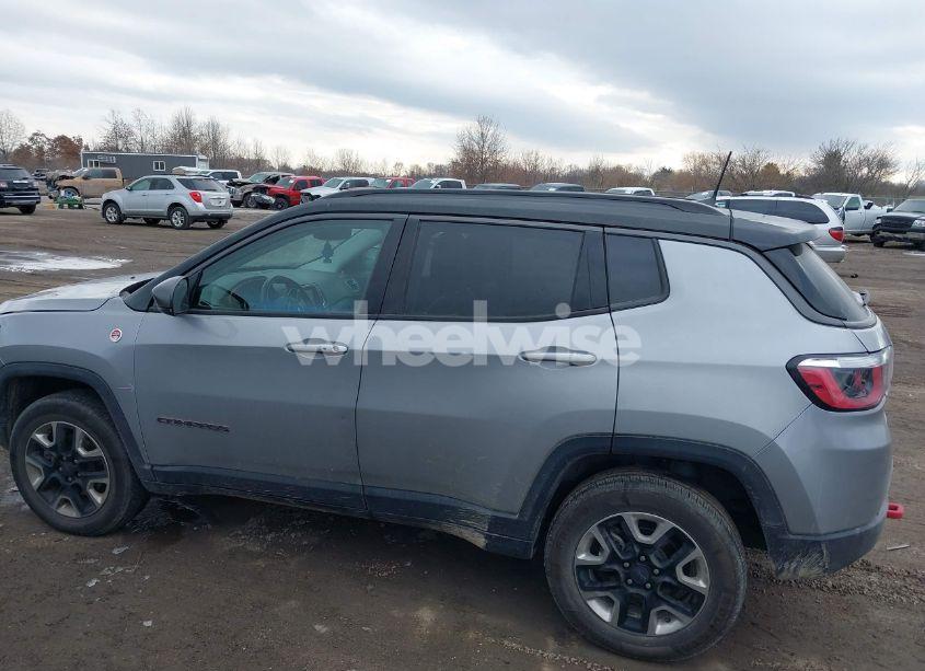 Photo 14 of 2018 Jeep Compass TRAILHAWK 4X4 (VIN 3C4NJDDB4JT284582)