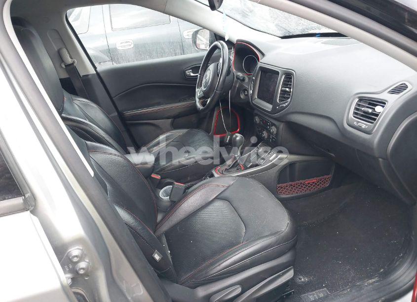 Photo 5 of 2018 Jeep Compass TRAILHAWK 4X4 (VIN 3C4NJDDB4JT284582)