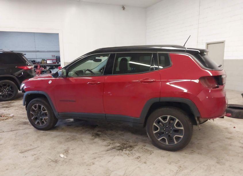 Photo 15 of 2019 Jeep Compass TRAILHAWK 4X4 (VIN 3C4NJDDB4KT702804)