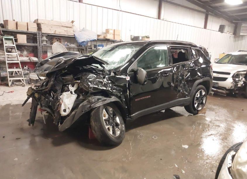 Photo 2 of 2018 Jeep Compass TRAILHAWK 4X4 (VIN 3C4NJDDB5JT234631)