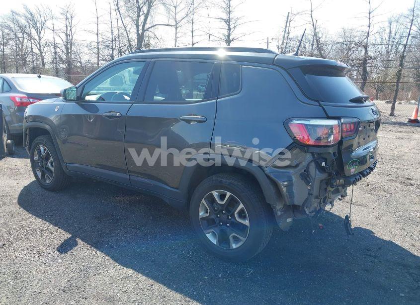 Photo 3 of 2018 Jeep Compass TRAILHAWK 4X4 (VIN 3C4NJDDB5JT316326)