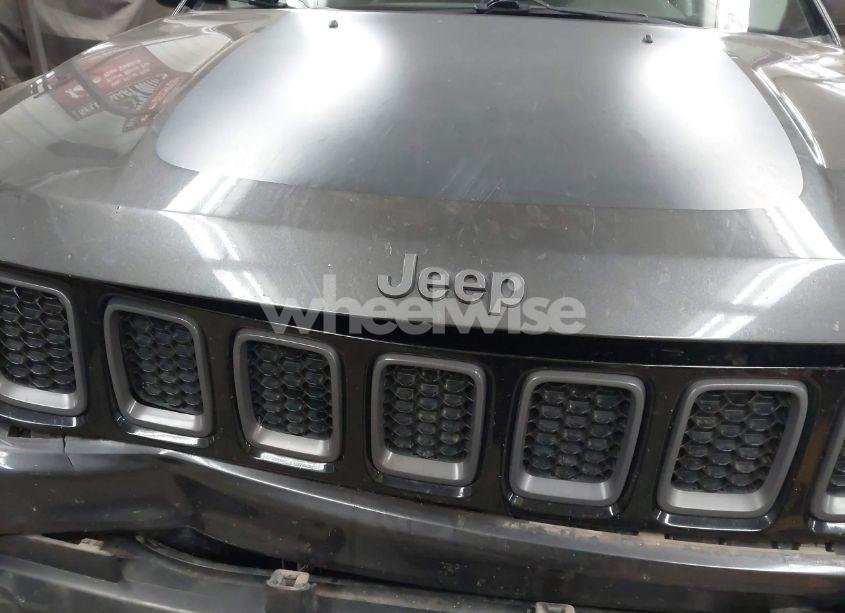 Photo 10 of 2018 Jeep Compass TRAILHAWK 4X4 (VIN 3C4NJDDB5JT451600)