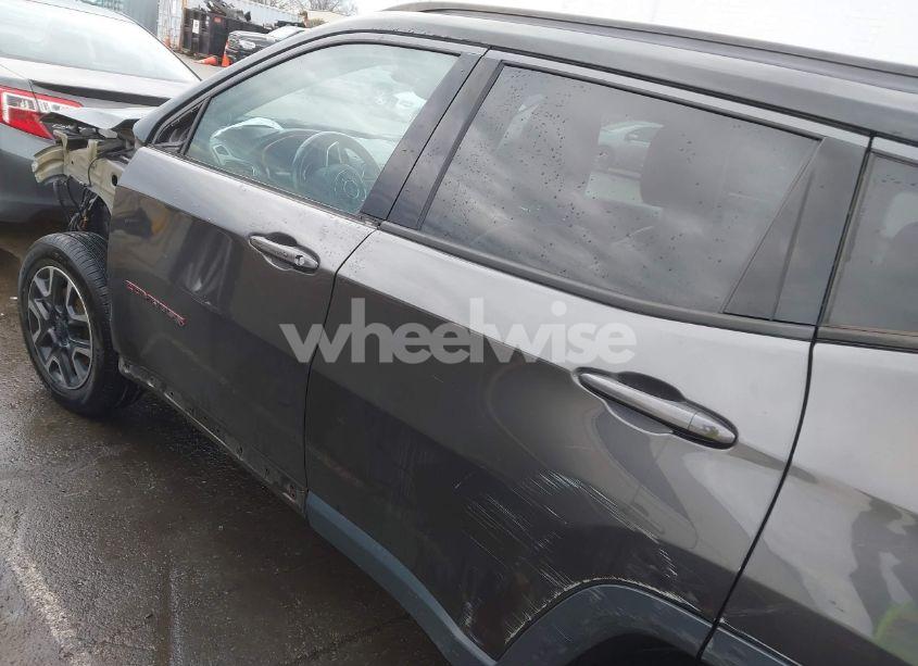 Photo 15 of 2019 Jeep Compass TRAILHAWK 4X4 (VIN 3C4NJDDB5KT620337)