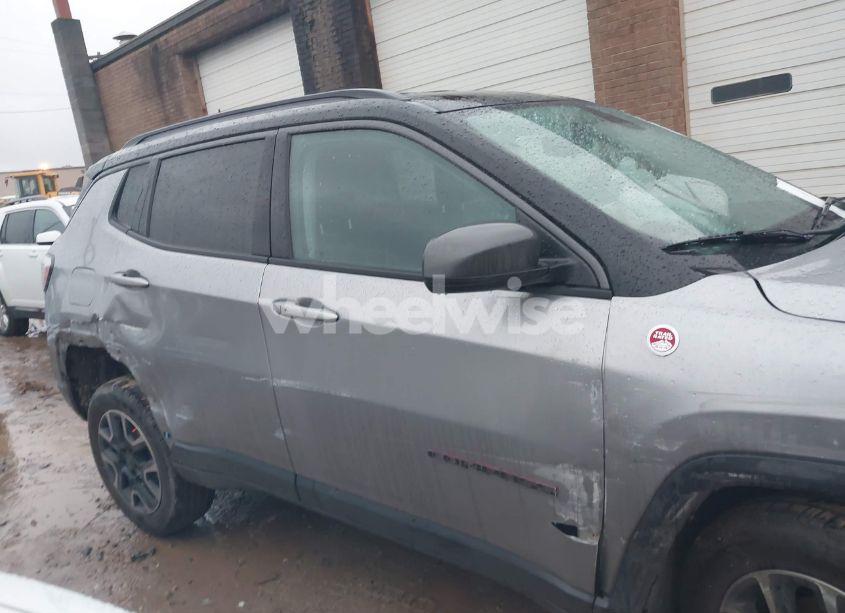 Photo 13 of 2019 Jeep Compass TRAILHAWK 4X4 (VIN 3C4NJDDB5KT728490)