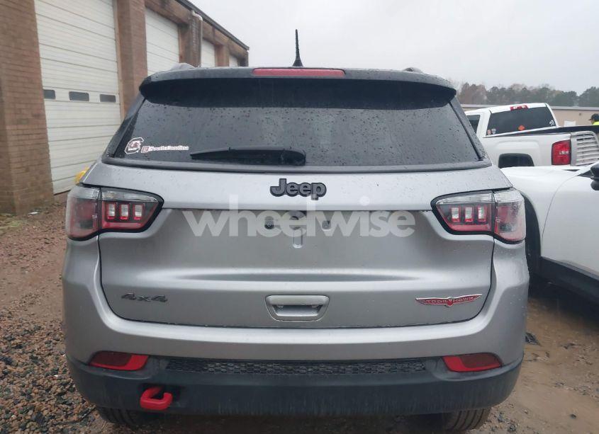 Photo 16 of 2019 Jeep Compass TRAILHAWK 4X4 (VIN 3C4NJDDB5KT728490)