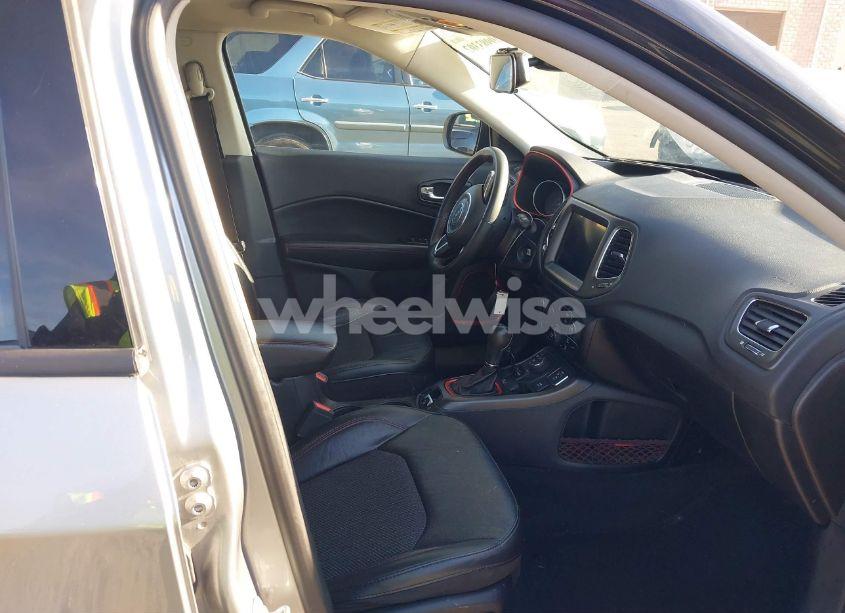 Photo 5 of 2021 Jeep Compass TRAILHAWK 4X4 (VIN 3C4NJDDB5MT564547)