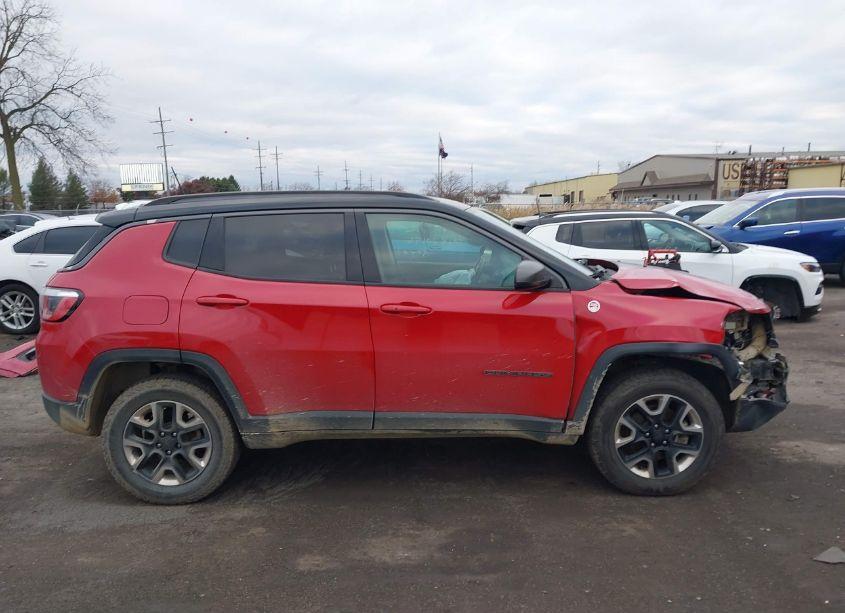 Photo 10 of 2018 Jeep Compass TRAILHAWK 4X4 (VIN 3C4NJDDB6JT174715)