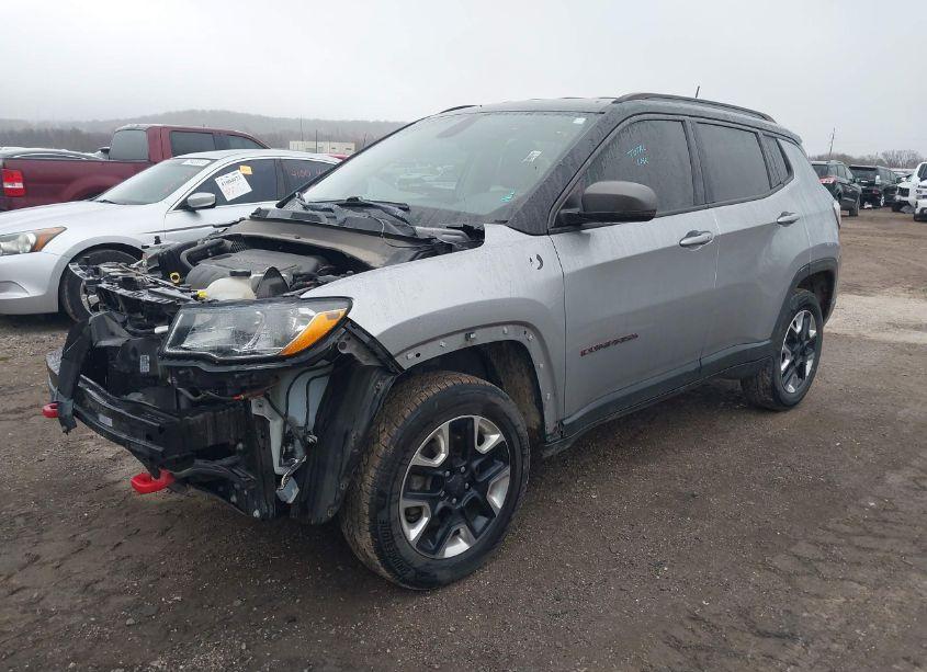 Photo 2 of 2018 Jeep Compass TRAILHAWK 4X4 (VIN 3C4NJDDB6JT200147)