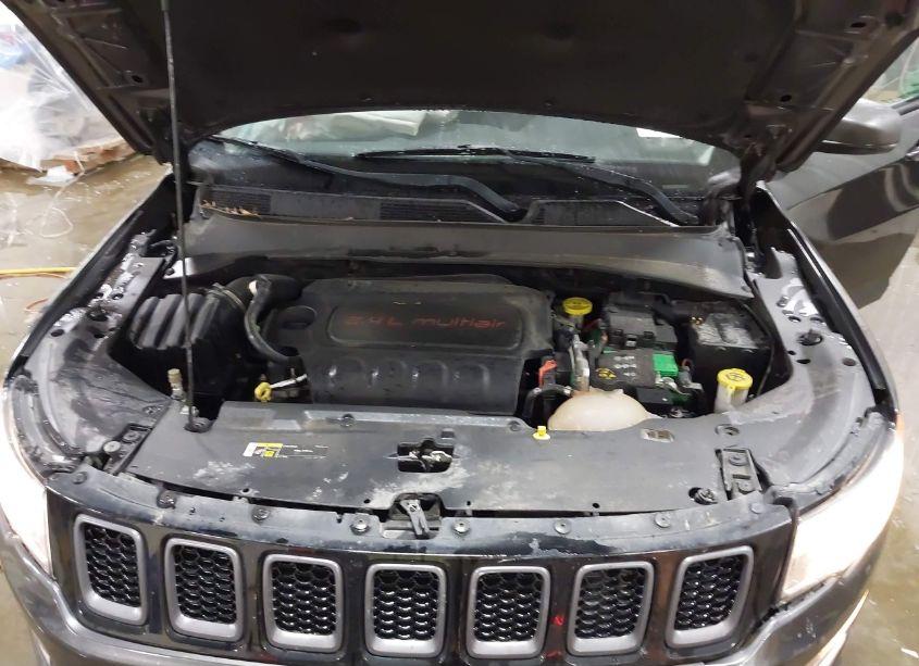 Photo 10 of 2018 Jeep Compass TRAILHAWK 4X4 (VIN 3C4NJDDB6JT441836)