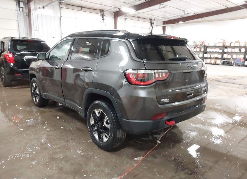 Photo 3 of 2018 Jeep Compass TRAILHAWK 4X4 (VIN 3C4NJDDB6JT441836)