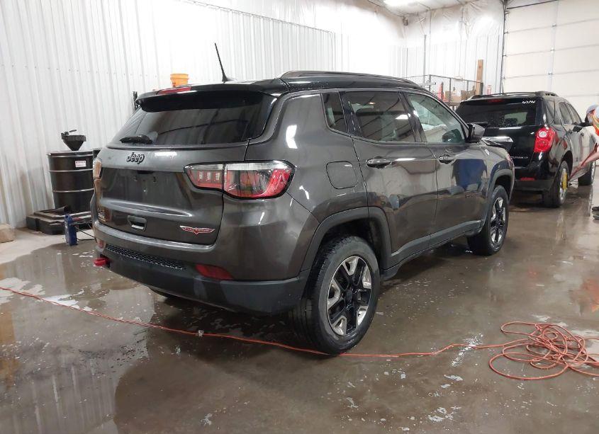 Photo 4 of 2018 Jeep Compass TRAILHAWK 4X4 (VIN 3C4NJDDB6JT441836)
