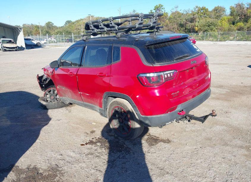 Photo 3 of 2019 Jeep Compass TRAILHAWK 4X4 (VIN 3C4NJDDB6KT650091)