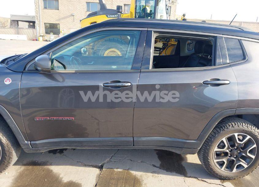 Photo 14 of 2019 Jeep Compass TRAILHAWK 4X4 (VIN 3C4NJDDB6KT790349)