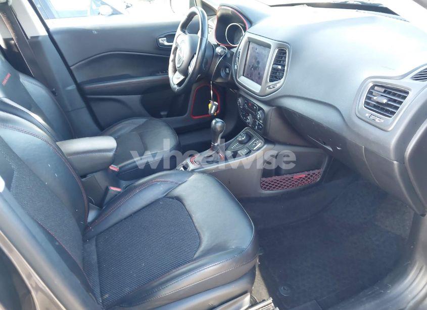 Photo 5 of 2019 Jeep Compass TRAILHAWK 4X4 (VIN 3C4NJDDB6KT790349)