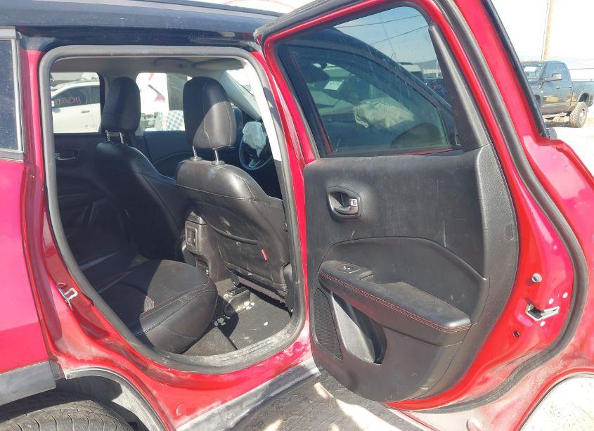 Photo 8 of 2020 Jeep Compass TRAILHAWK 4X4 (VIN 3C4NJDDB6LT208588)