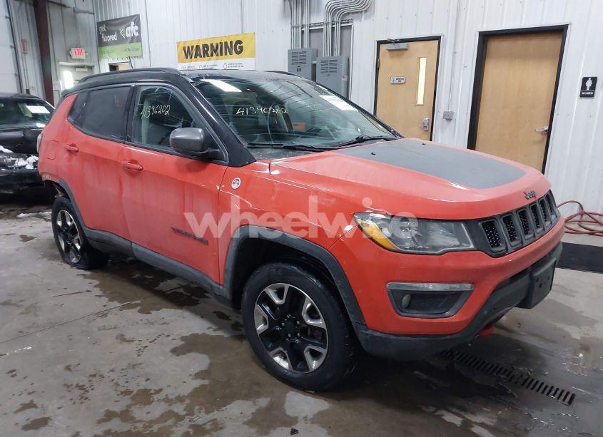 2018 Jeep Compass TRAILHAWK 4X4 (VIN 3C4NJDDB7JT168468) main photo