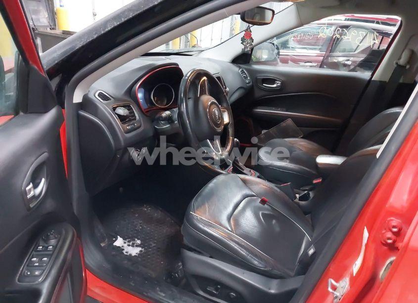 Photo 5 of 2018 Jeep Compass TRAILHAWK 4X4 (VIN 3C4NJDDB7JT168468)