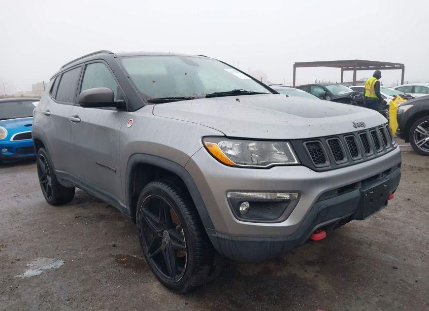 2018 Jeep Compass TRAILHAWK 4X4 (VIN 3C4NJDDB7JT199204) main photo