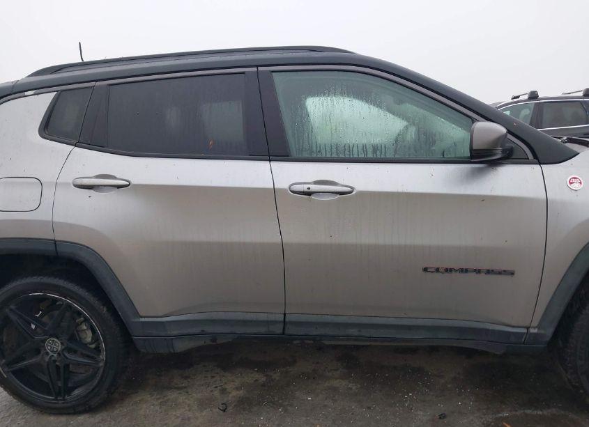 Photo 13 of 2018 Jeep Compass TRAILHAWK 4X4 (VIN 3C4NJDDB7JT199204)