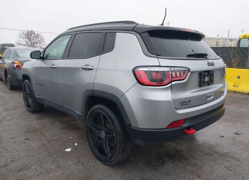 Photo 3 of 2018 Jeep Compass TRAILHAWK 4X4 (VIN 3C4NJDDB7JT199204)
