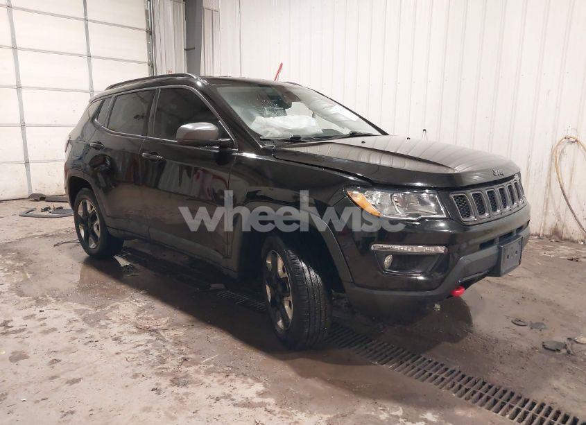 2018 Jeep Compass TRAILHAWK 4X4 (VIN 3C4NJDDB7JT207513) main photo