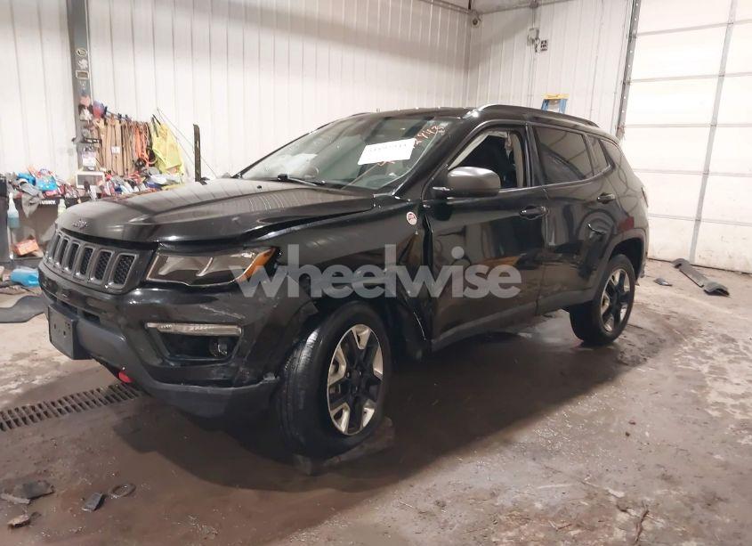 Photo 2 of 2018 Jeep Compass TRAILHAWK 4X4 (VIN 3C4NJDDB7JT207513)