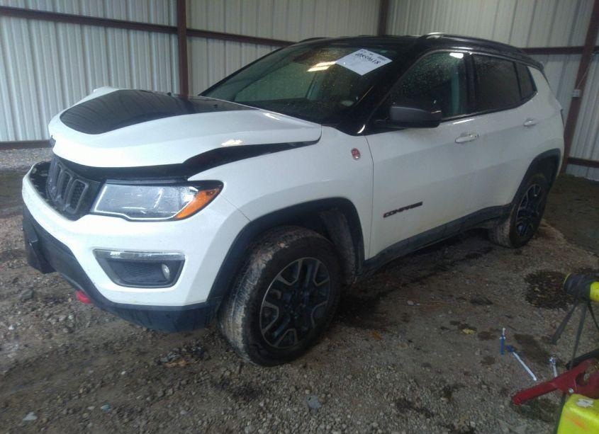 Photo 2 of 2019 Jeep Compass TRAILHAWK 4X4 (VIN 3C4NJDDB7KT748014)