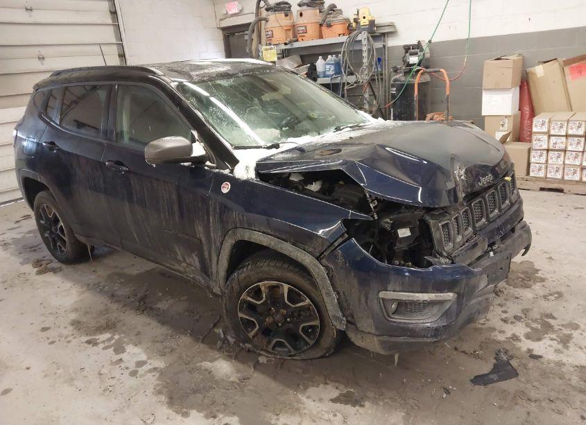 2019 Jeep Compass TRAILHAWK 4X4 (VIN 3C4NJDDB7KT759837) main photo