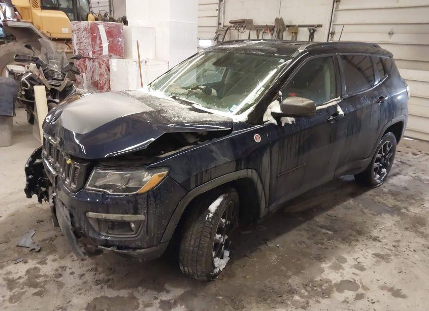Photo 2 of 2019 Jeep Compass TRAILHAWK 4X4 (VIN 3C4NJDDB7KT759837)