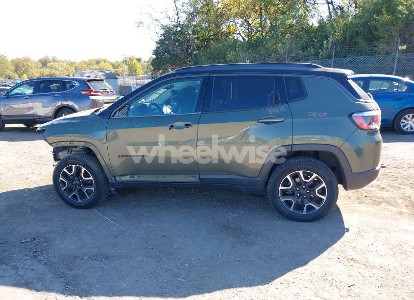 Photo 15 of 2019 Jeep Compass TRAILHAWK 4X4 (VIN 3C4NJDDB7KT766545)