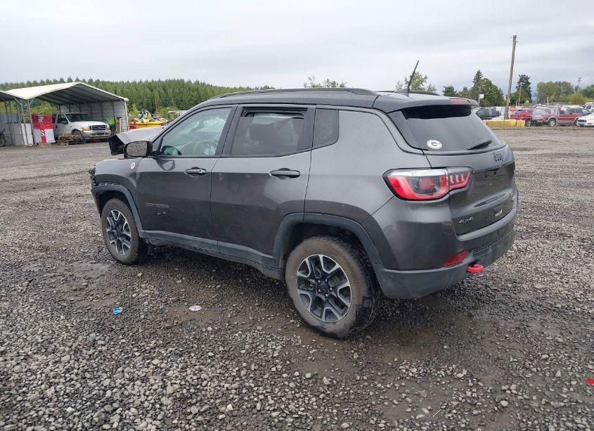 Photo 3 of 2019 Jeep Compass TRAILHAWK 4X4 (VIN 3C4NJDDB7KT775570)