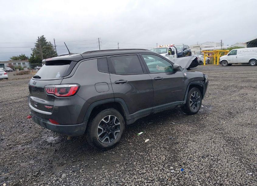 Photo 4 of 2019 Jeep Compass TRAILHAWK 4X4 (VIN 3C4NJDDB7KT775570)