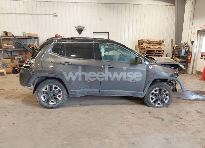 Photo 13 of 2018 Jeep Compass TRAILHAWK 4X4 (VIN 3C4NJDDB8JT441546)