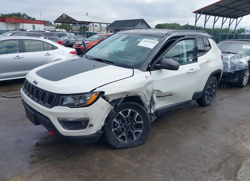 Photo 2 of 2019 Jeep Compass TRAILHAWK 4X4 (VIN 3C4NJDDB8KT686039)