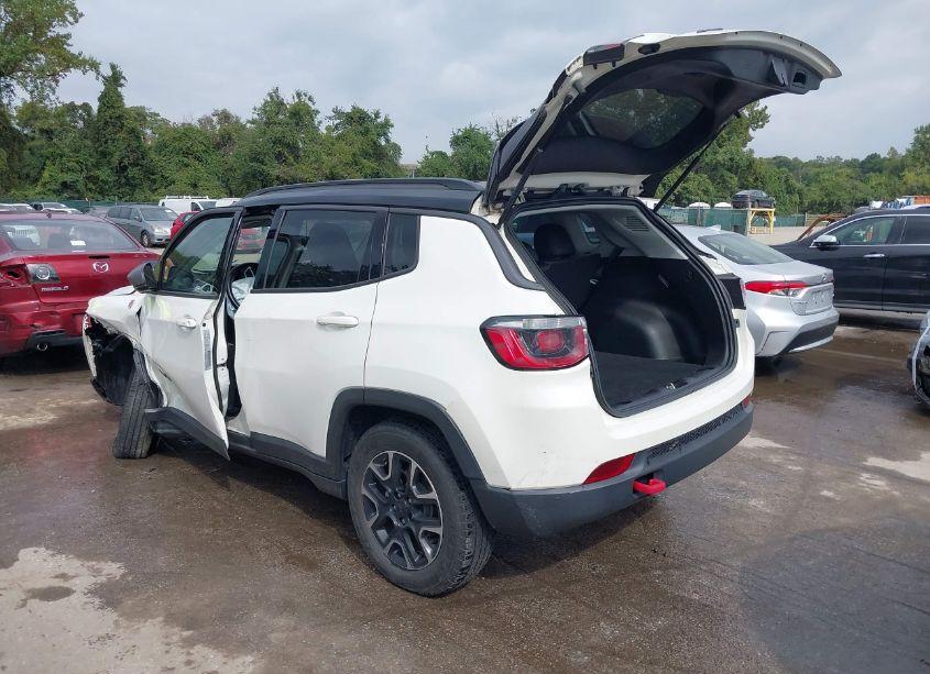 Photo 3 of 2019 Jeep Compass TRAILHAWK 4X4 (VIN 3C4NJDDB8KT686039)