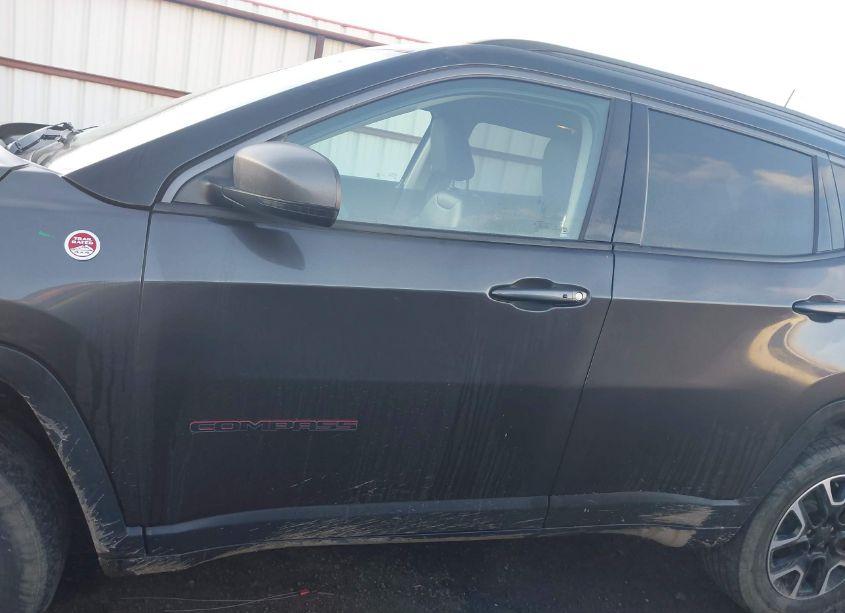 Photo 15 of 2019 Jeep Compass TRAILHAWK 4X4 (VIN 3C4NJDDB8KT790319)