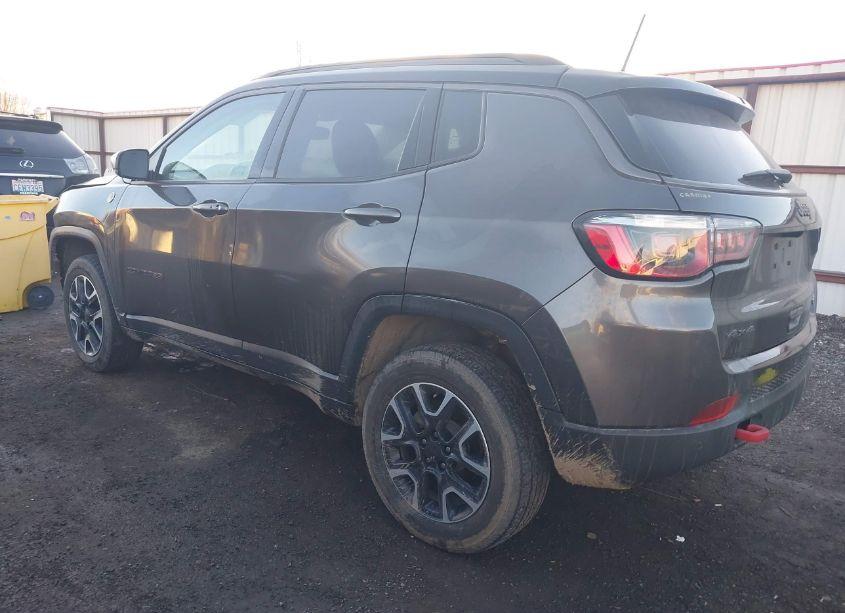 Photo 3 of 2019 Jeep Compass TRAILHAWK 4X4 (VIN 3C4NJDDB8KT790319)