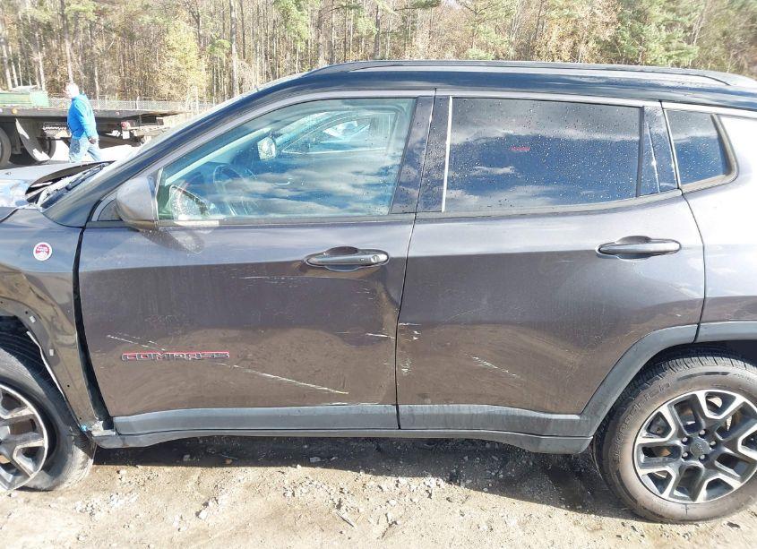 Photo 14 of 2020 Jeep Compass TRAILHAWK 4X4 (VIN 3C4NJDDB8LT163671)