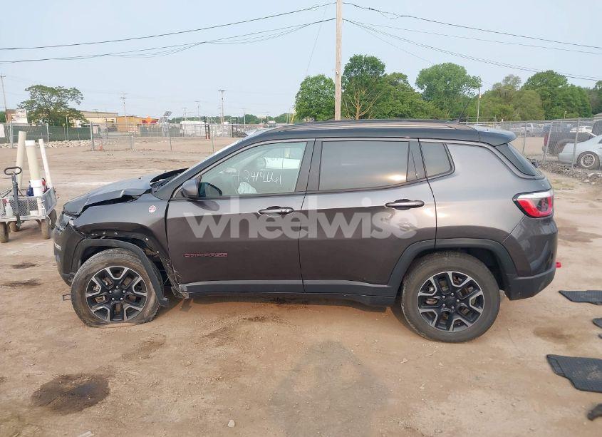 Photo 13 of 2019 Jeep Compass TRAILHAWK 4X4 (VIN 3C4NJDDB9KT686048)