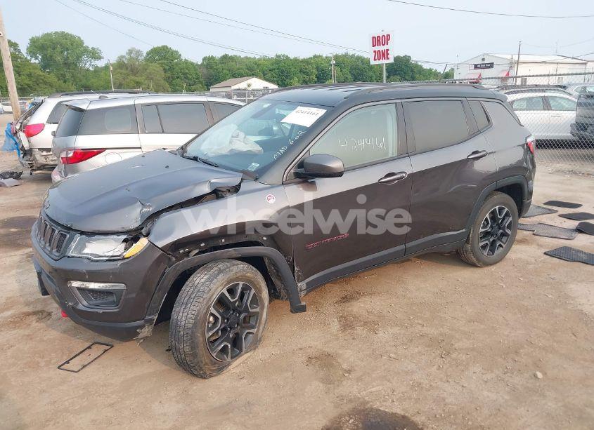Photo 2 of 2019 Jeep Compass TRAILHAWK 4X4 (VIN 3C4NJDDB9KT686048)