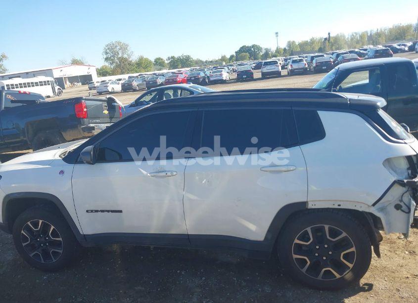 Photo 14 of 2019 Jeep Compass TRAILHAWK 4X4 (VIN 3C4NJDDB9KT686289)