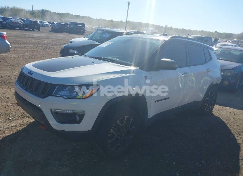 Photo 2 of 2019 Jeep Compass TRAILHAWK 4X4 (VIN 3C4NJDDB9KT686289)