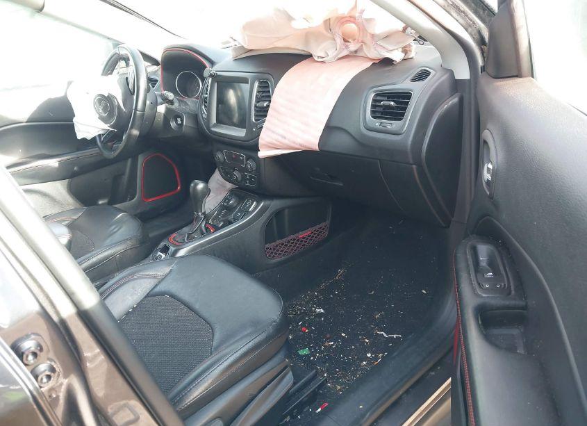 Photo 5 of 2020 Jeep Compass TRAILHAWK 4X4 (VIN 3C4NJDDB9LT163713)