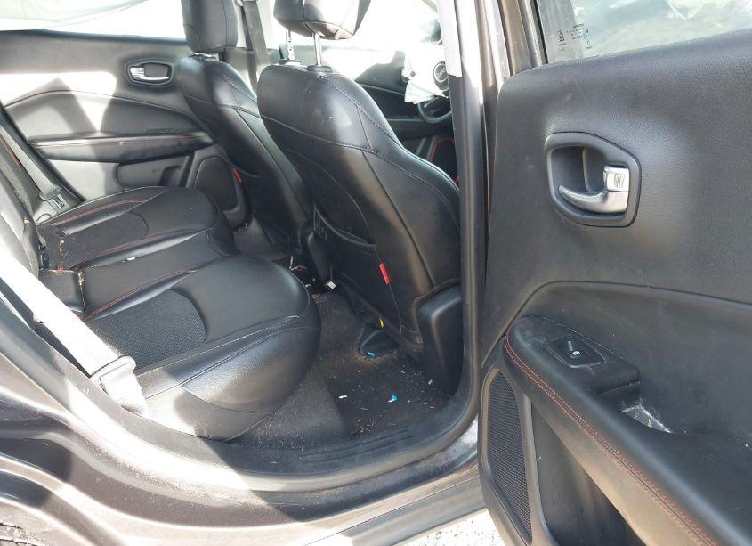 Photo 8 of 2020 Jeep Compass TRAILHAWK 4X4 (VIN 3C4NJDDB9LT163713)