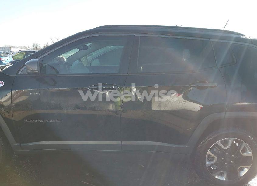 Photo 14 of 2018 Jeep Compass TRAILHAWK 4X4 (VIN 3C4NJDDBXJT130569)