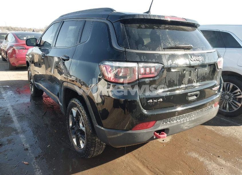 Photo 3 of 2018 Jeep Compass TRAILHAWK 4X4 (VIN 3C4NJDDBXJT130569)